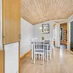 Lovely In With Kitchen *