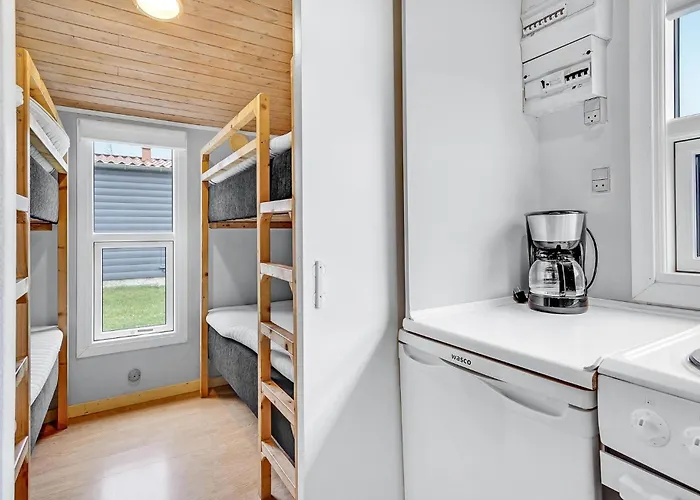 Lovely In With Kitchen *